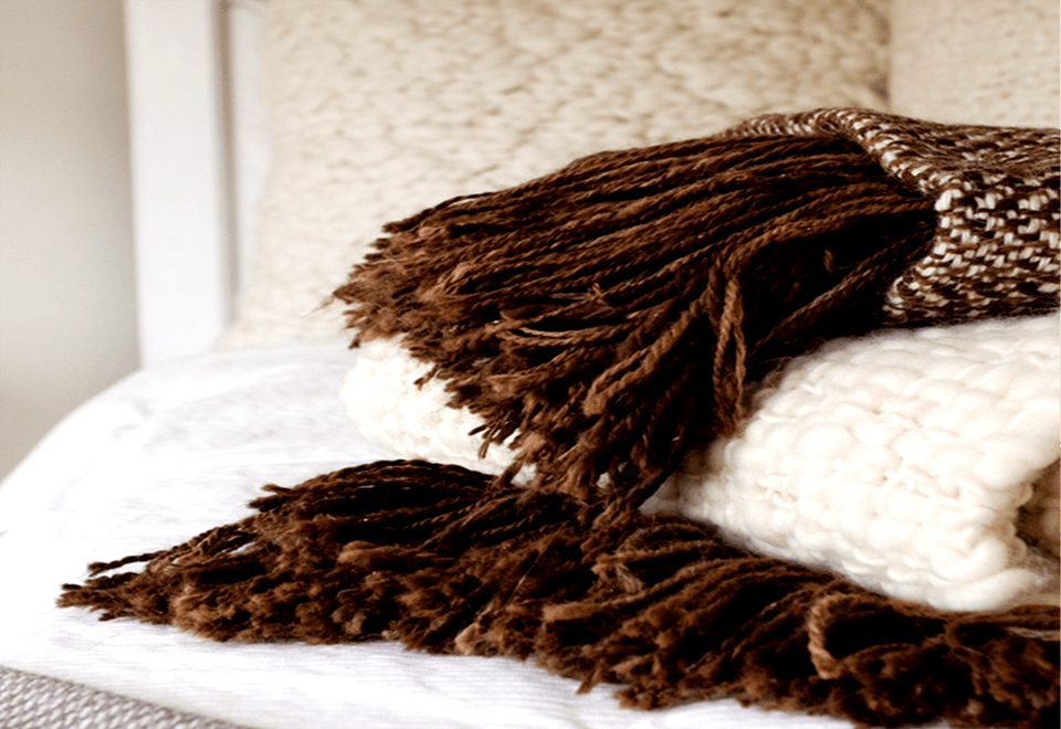 Woven Wool Luxury Blanket - Image 4